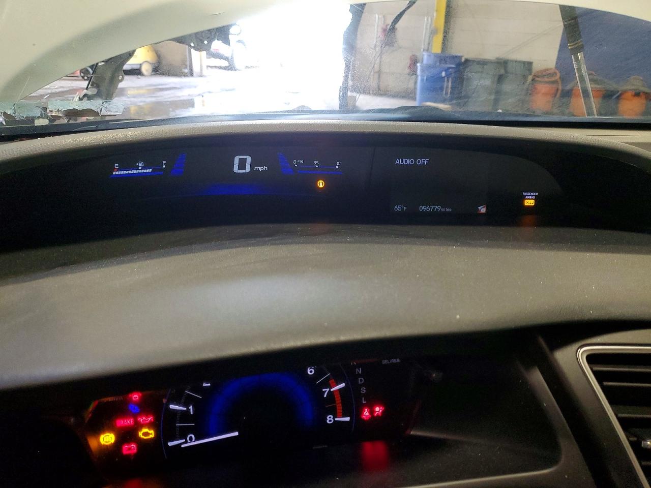 2015 HONDA CIVIC LX photo 9