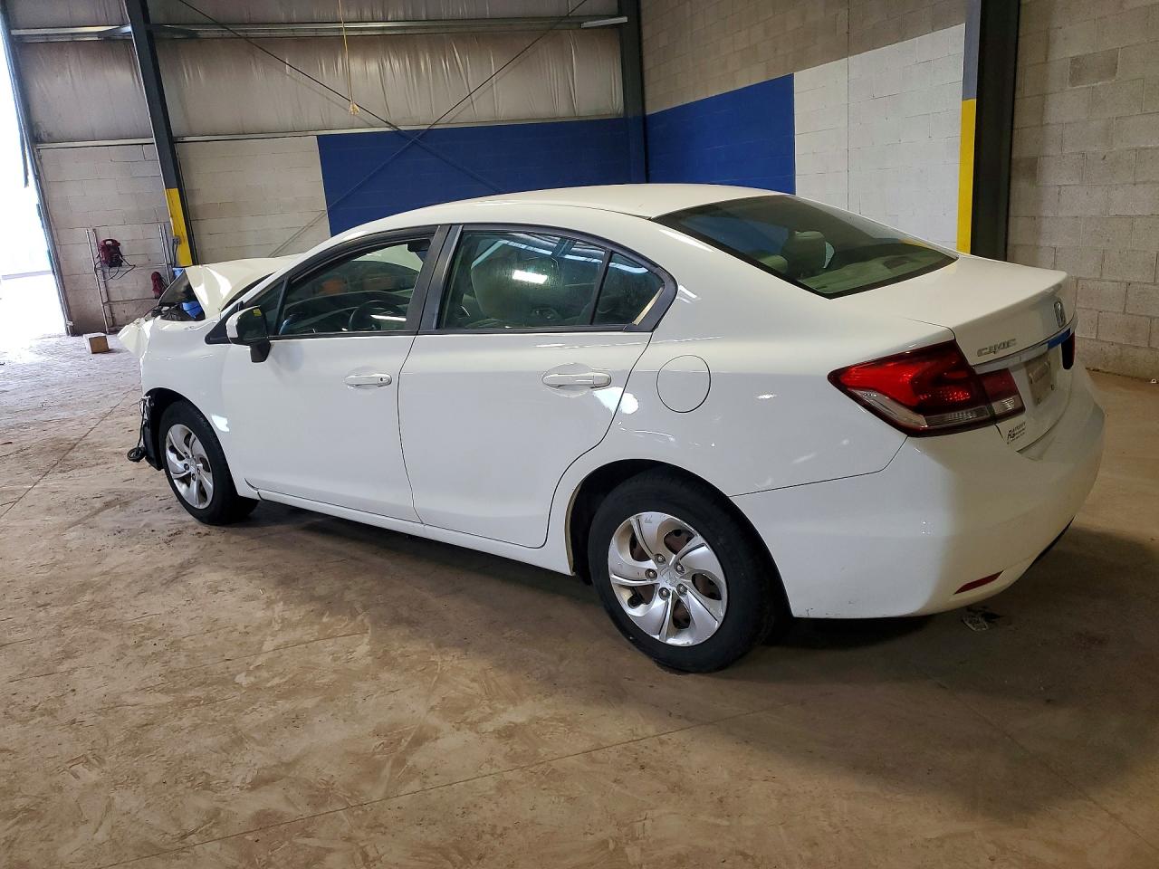 2015 HONDA CIVIC LX photo 2