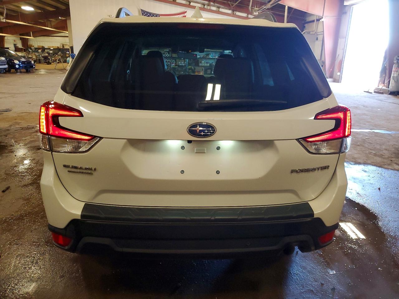 2021 SUBARU FORESTER LIMITED photo 11