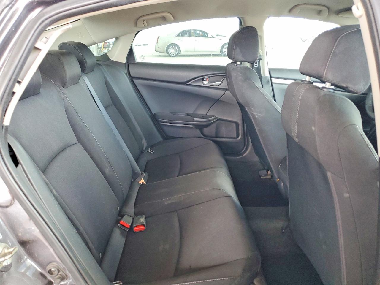 2017 HONDA CIVIC LX photo 19