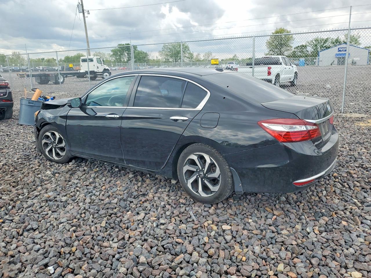 2016 HONDA ACCORD EXL photo 2