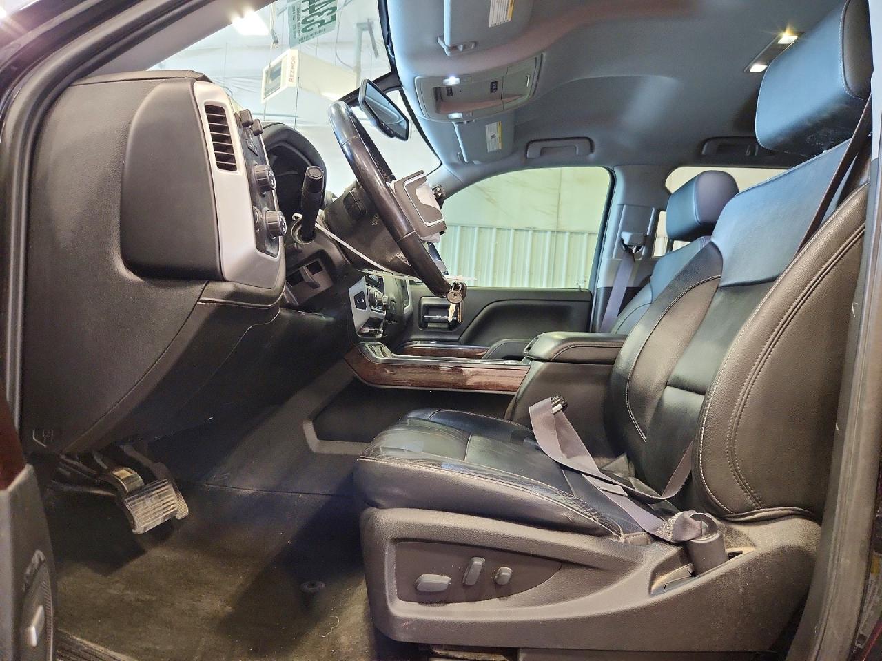 2017 GMC SIERRA K1500 SLT photo 13