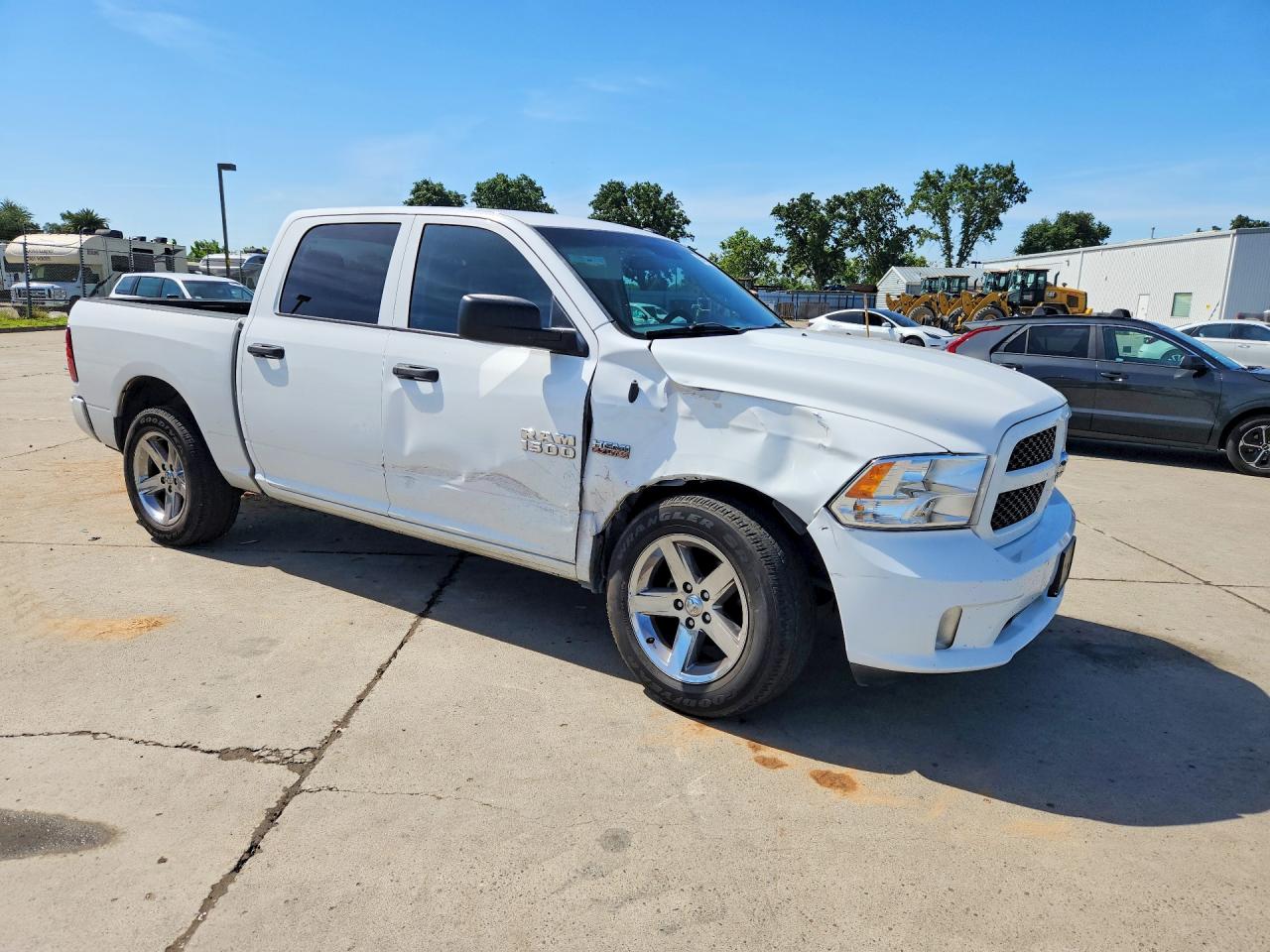 2017 RAM 1500 ST photo 7