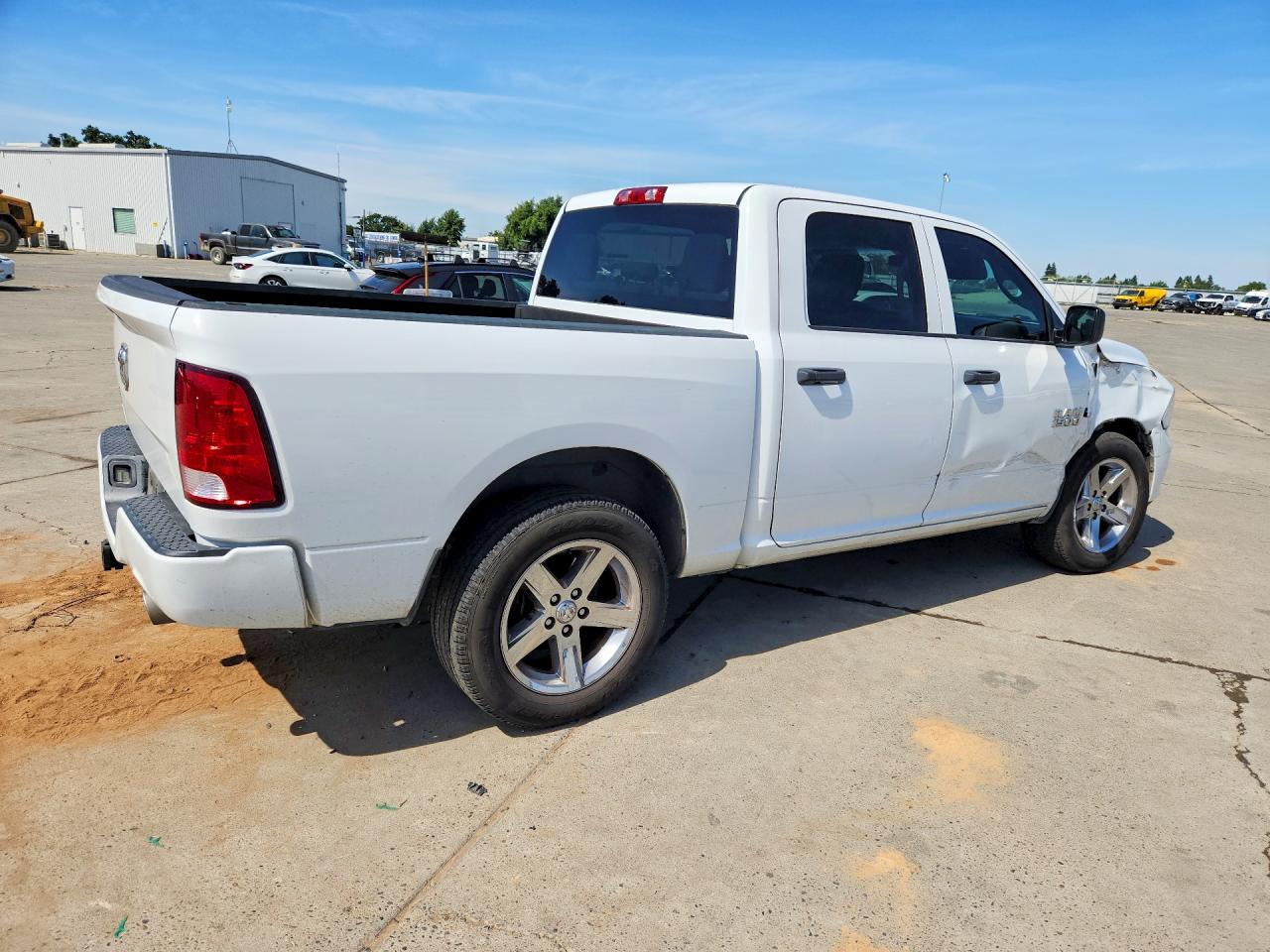 2017 RAM 1500 ST photo 5