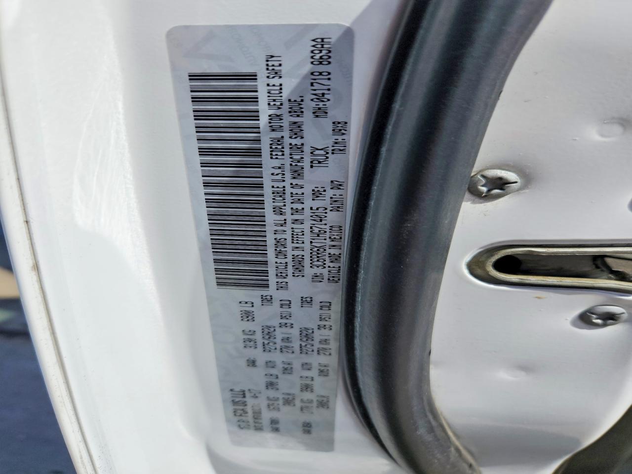 2017 RAM 1500 ST photo 23