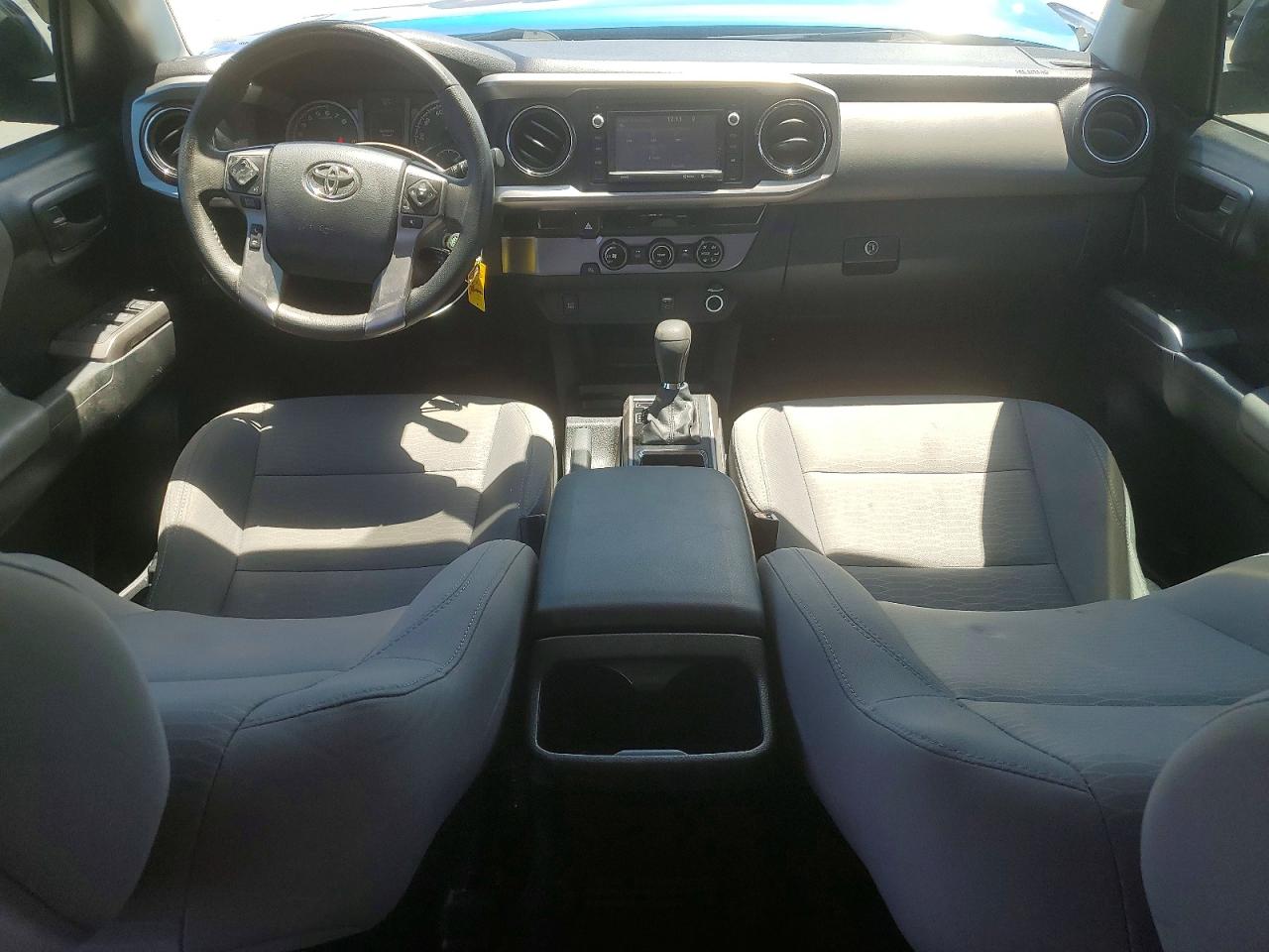 2017 TOYOTA TACOMA SR5 V6 photo 15
