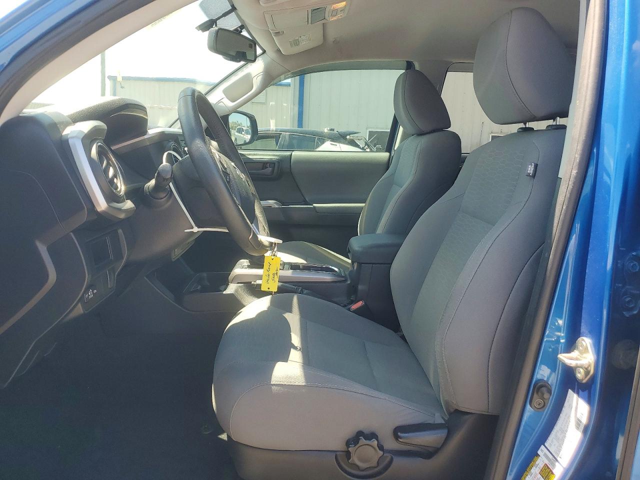 2017 TOYOTA TACOMA SR5 V6 photo 13