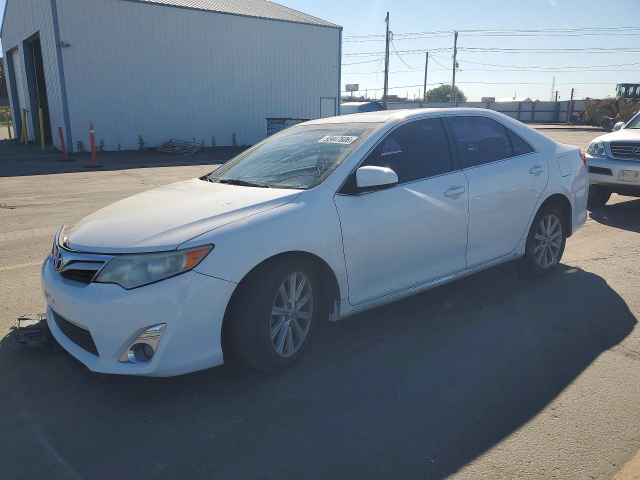 2014 TOYOTA CAMRY