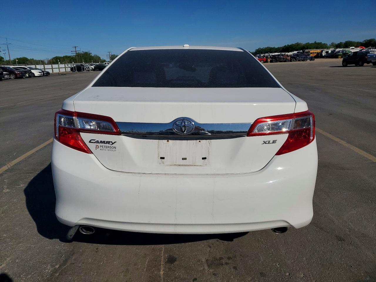 2014 TOYOTA CAMRY XLE V6 photo 16