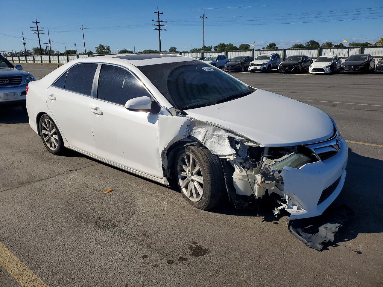 2014 TOYOTA CAMRY XLE V6 photo 10