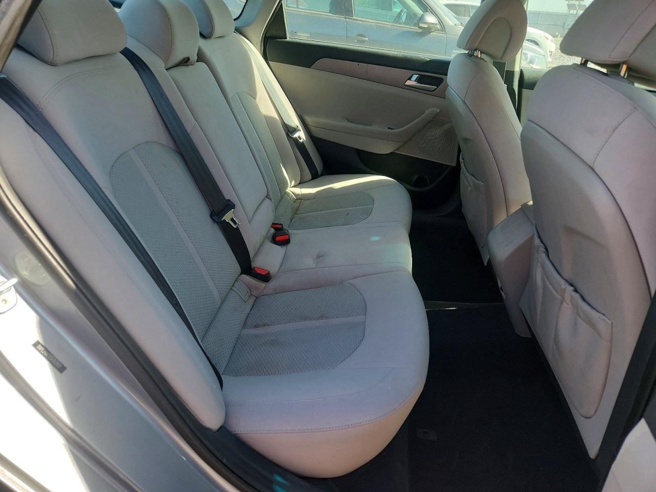 2016 HYUNDAI SONATA SE photo 19