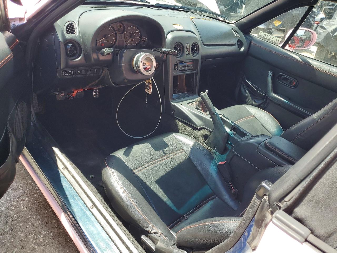 1996 MAZDA MX-5 MIATA photo 8