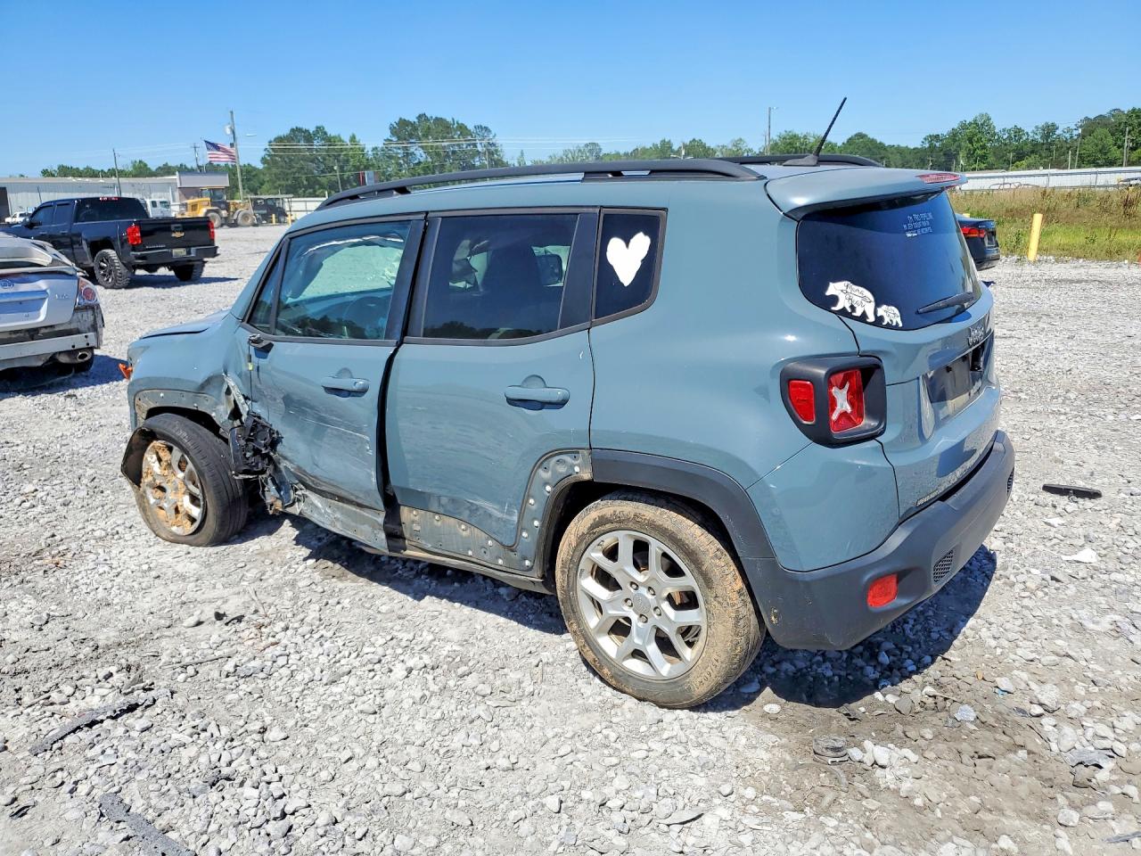2017 JEEP RENEGADE LATITUDE photo 3