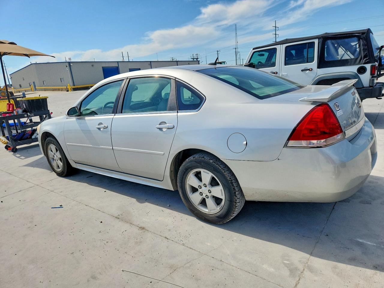 2010 CHEVROLET IMPALA LT photo 3