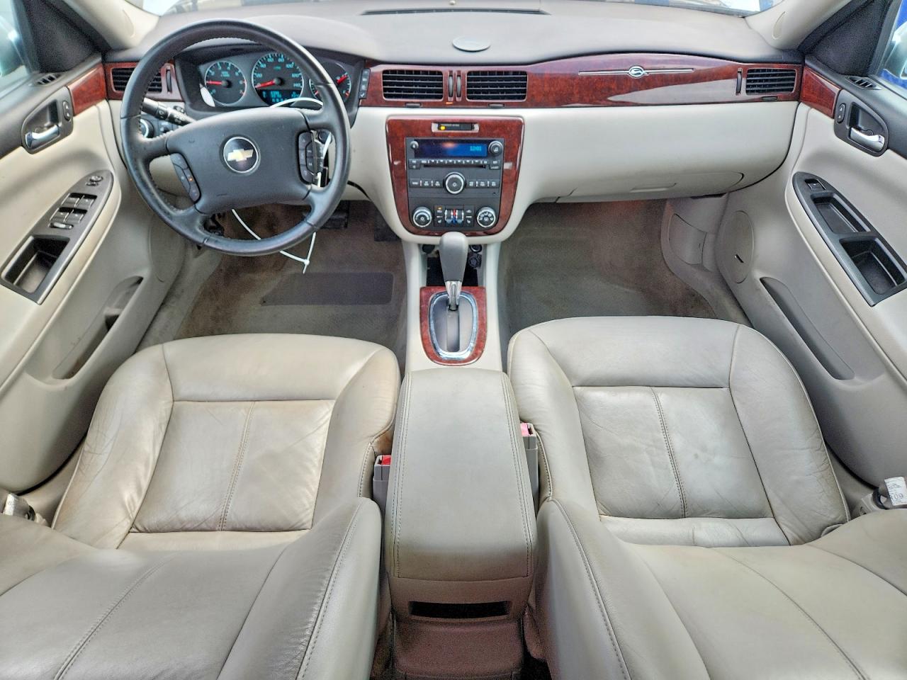2010 CHEVROLET IMPALA LT photo 15