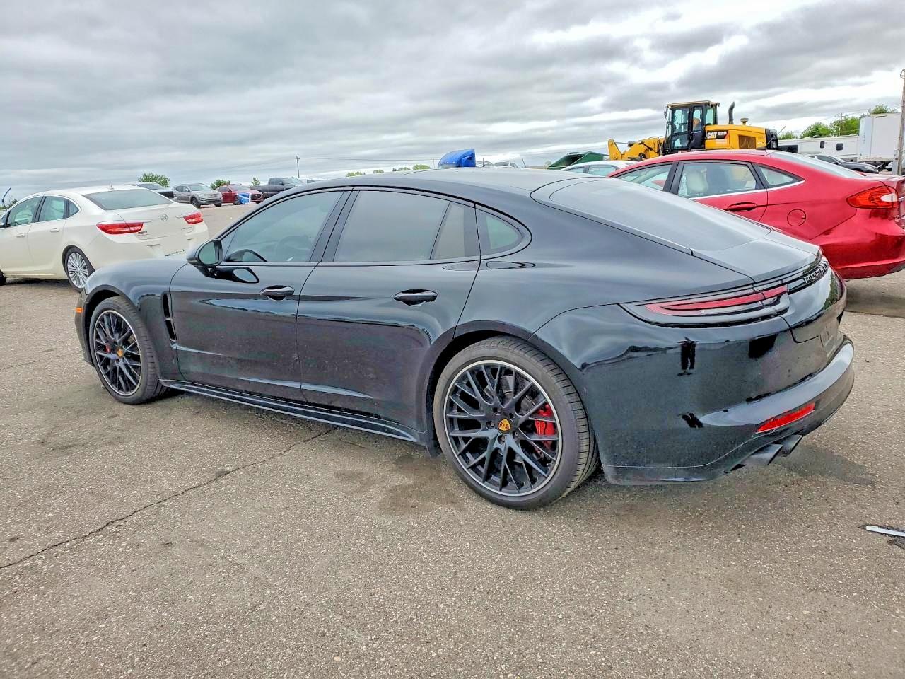 2018 PORSCHE PANAMERA TURBO photo 3
