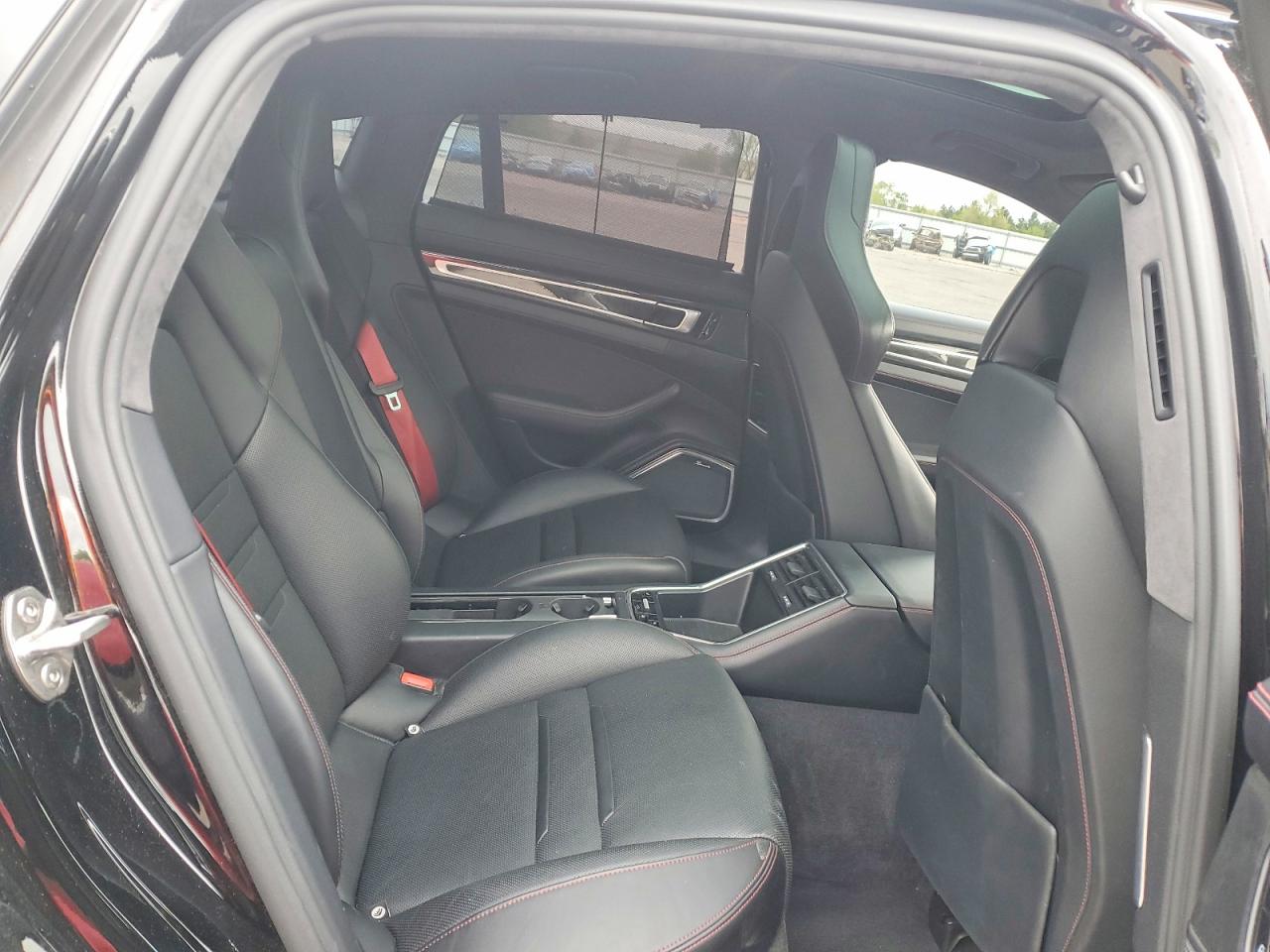 2018 PORSCHE PANAMERA TURBO photo 19