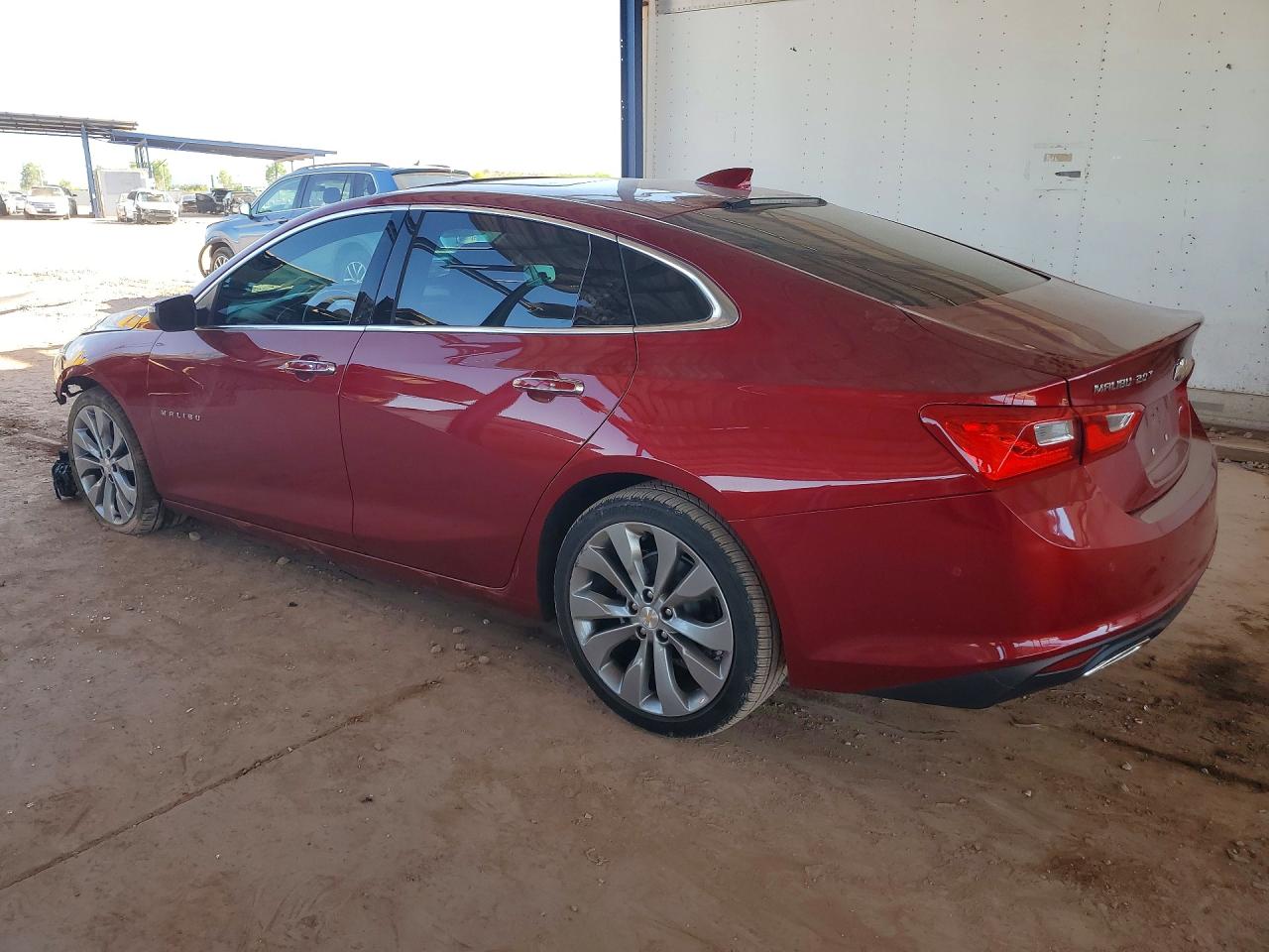 2018 CHEVROLET MALIBU PREMIER photo 2