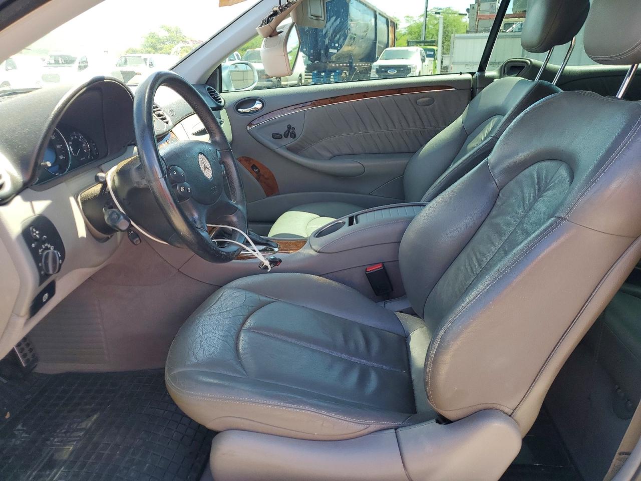 2008 MERCEDES-BENZ CLK 350 photo 13