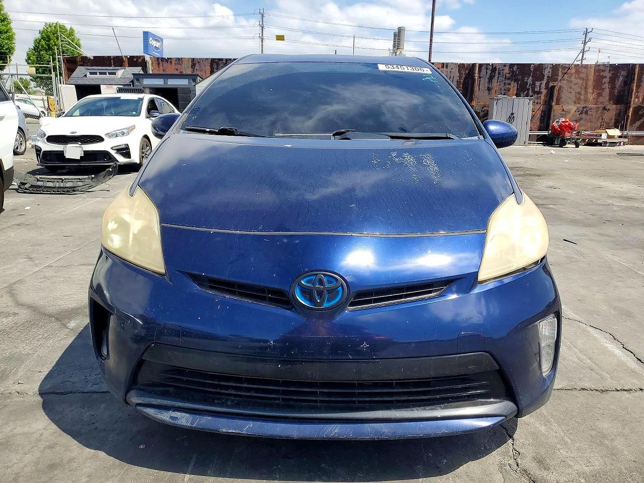 2013 TOYOTA PRIUS TWO photo 13