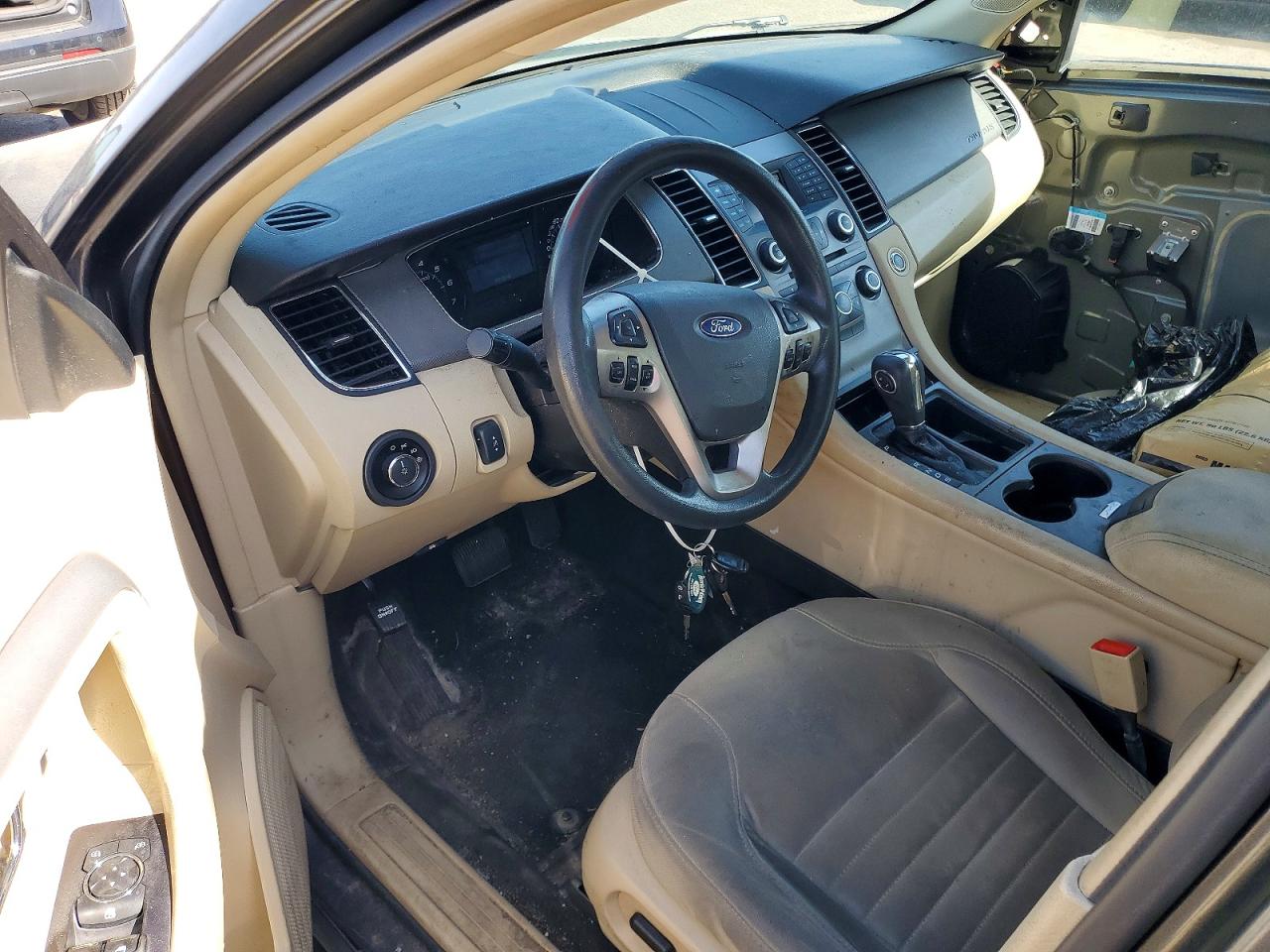 2016 FORD TAURUS SE photo 15