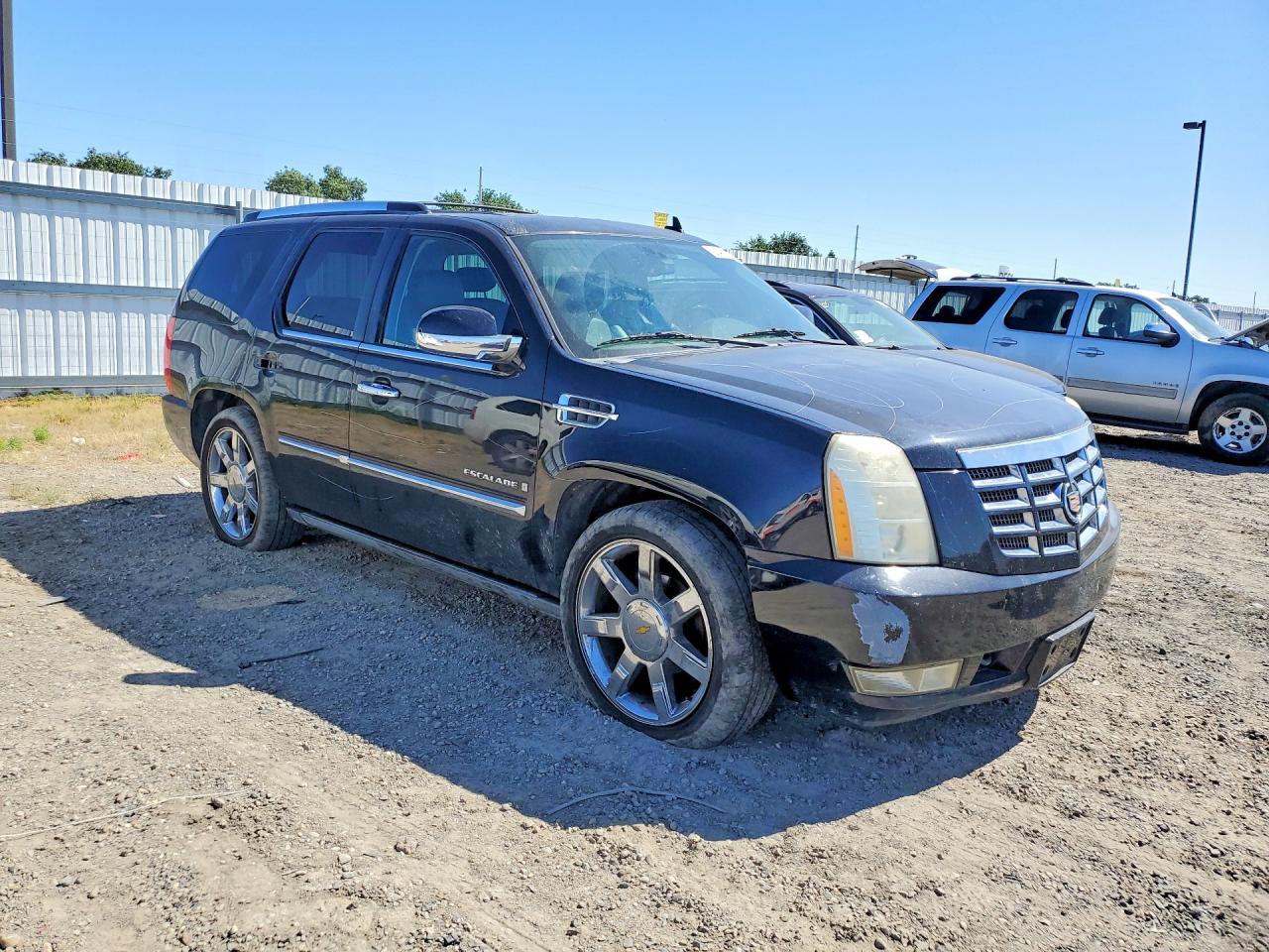 2008 CADILLAC ESCALADE LUXURY photo 4