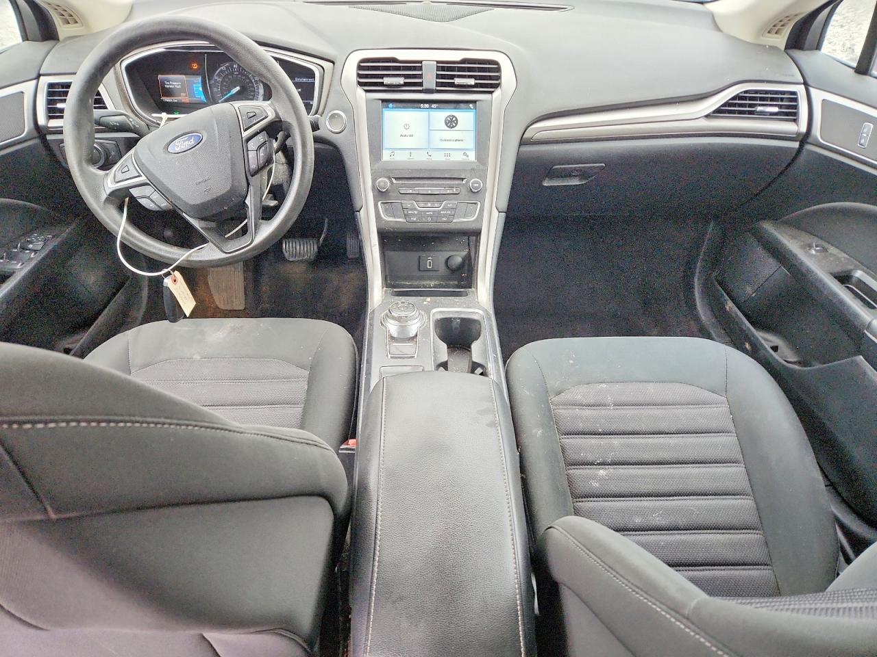 2017 FORD FUSION SE photo 15