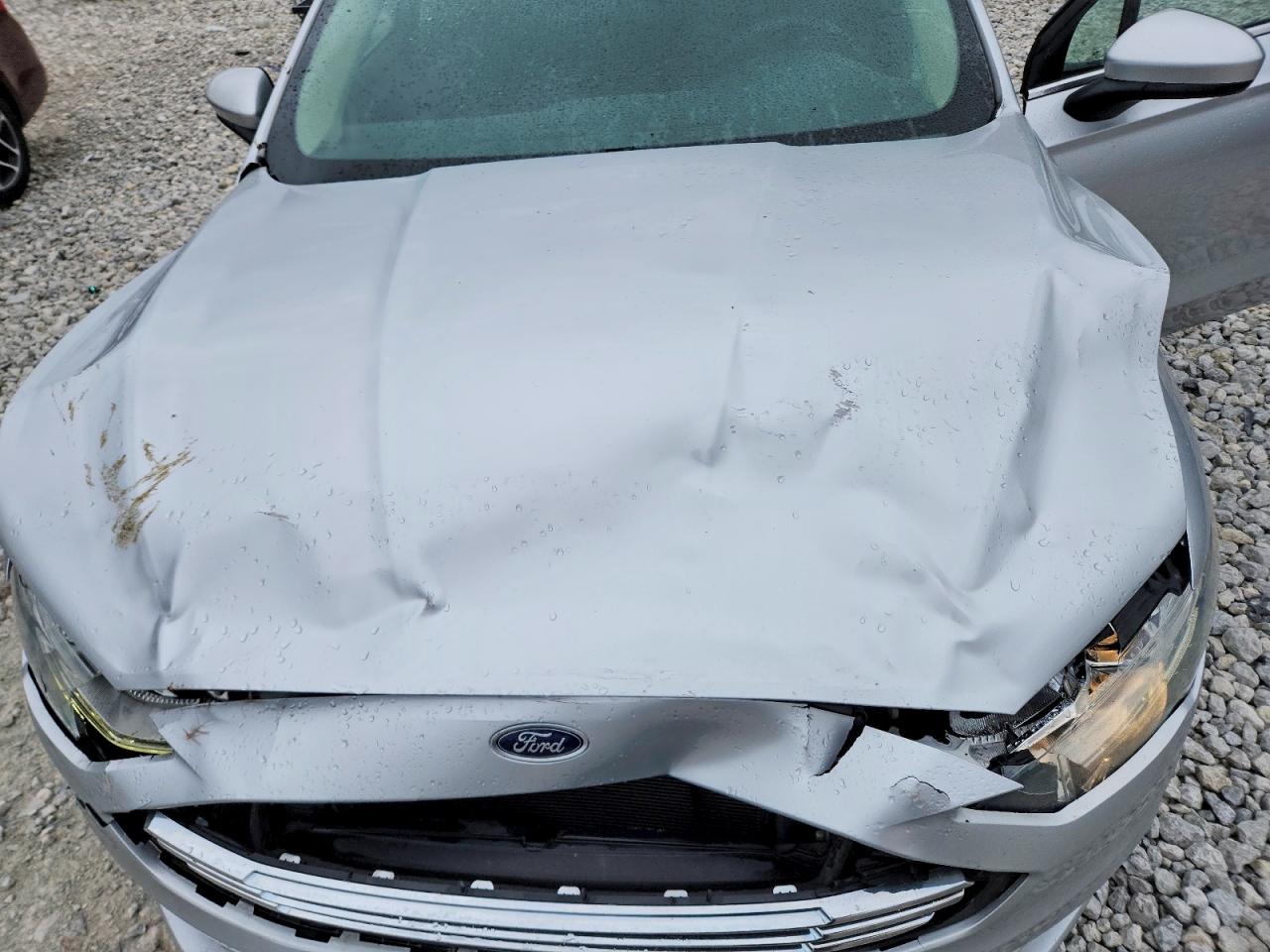 2017 FORD FUSION SE photo 21