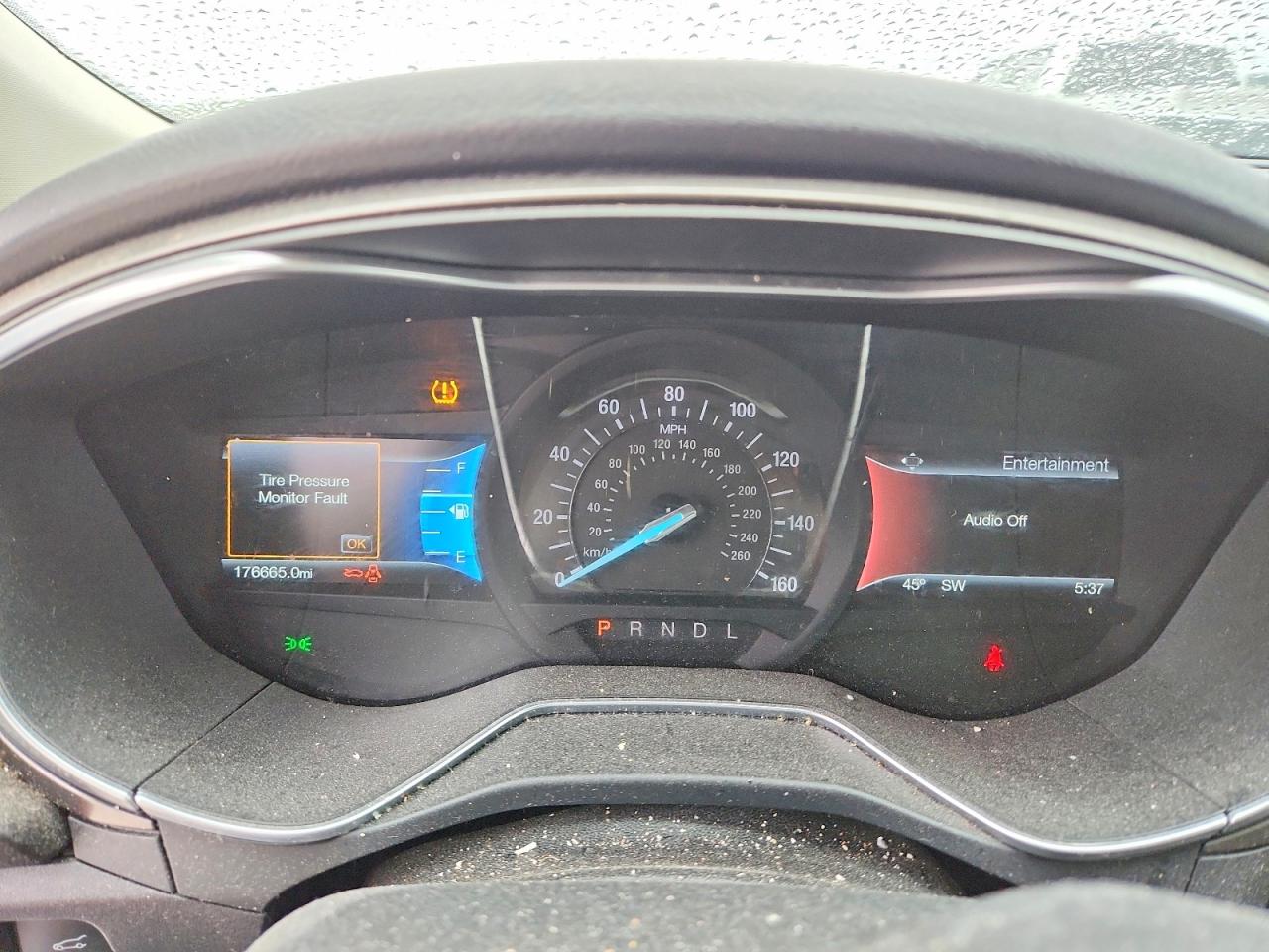 2017 FORD FUSION SE photo 17