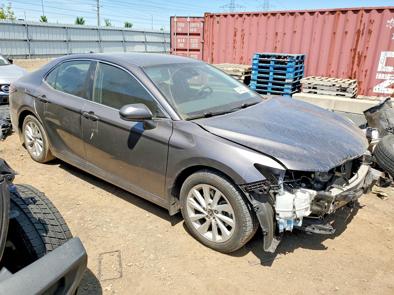 2022 TOYOTA CAMRY LE photo 7