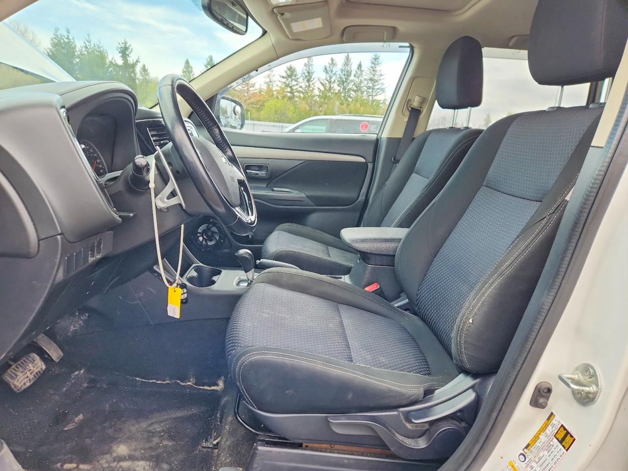 2016 MITSUBISHI OUTLANDER SE photo 19