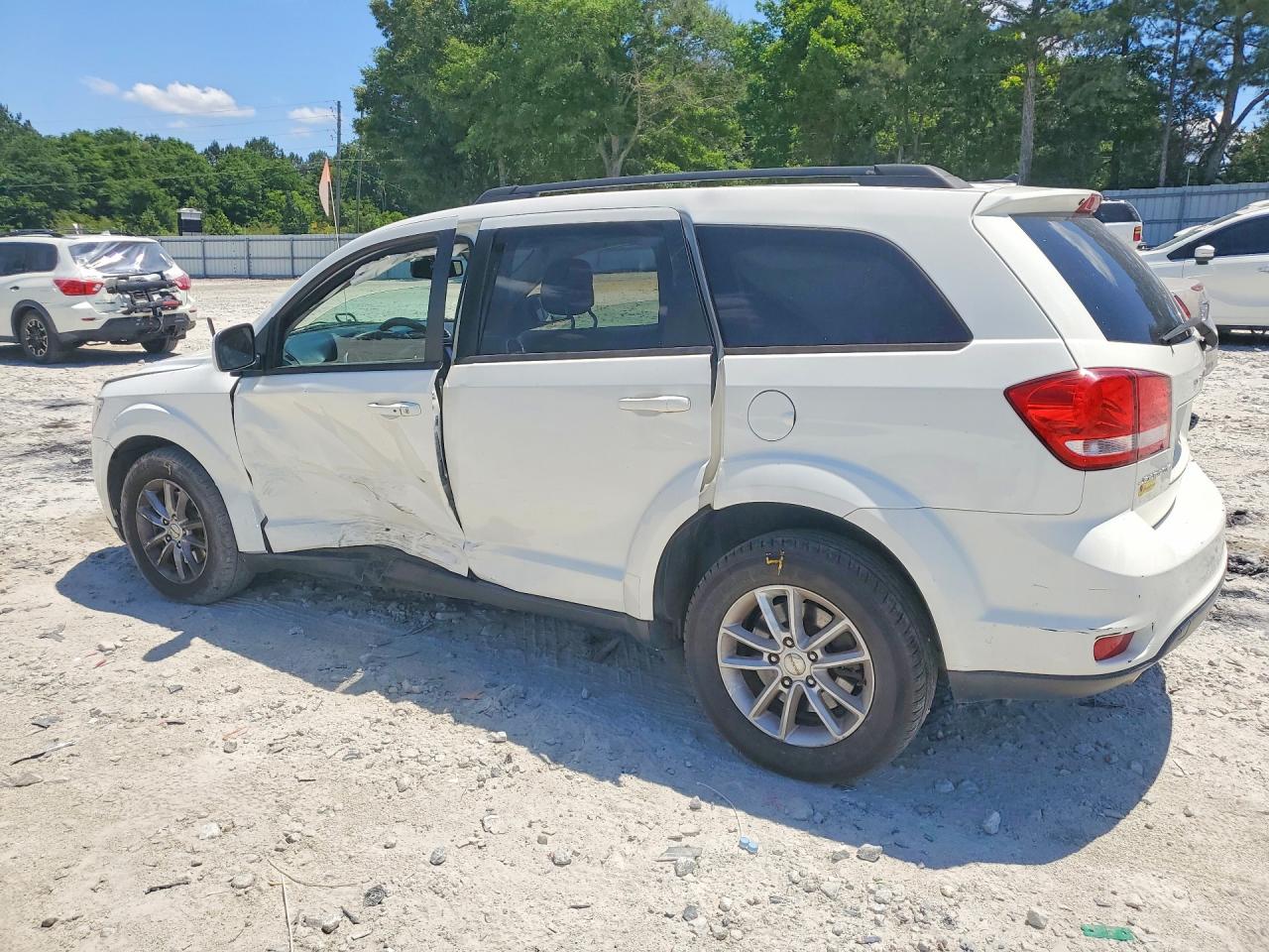 2015 DODGE JOURNEY SXT photo 3