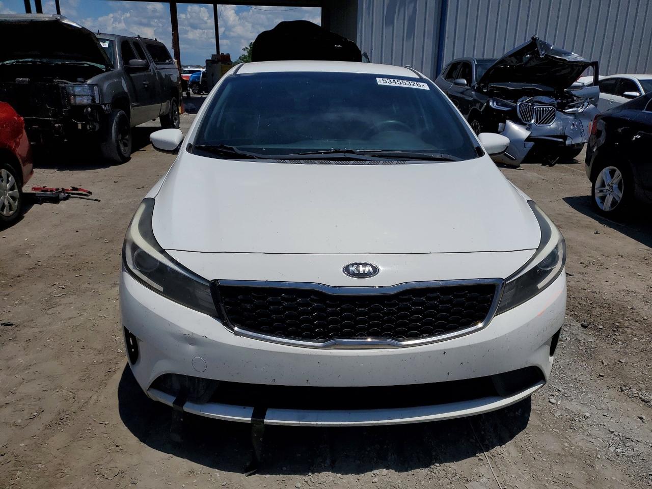 2017 KIA FORTE LX photo 9