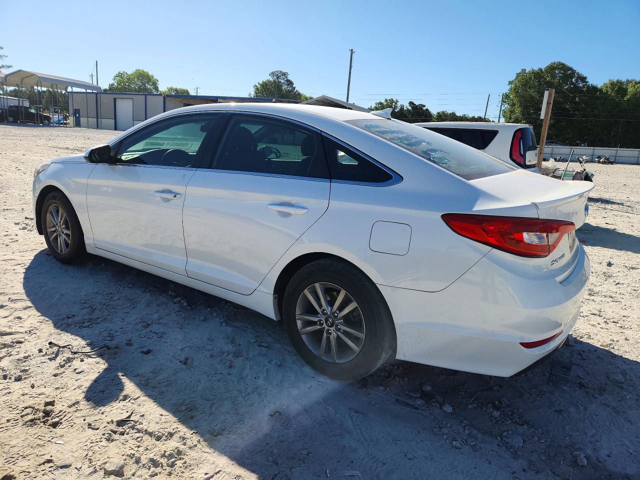 2016 HYUNDAI SONATA SE photo 2