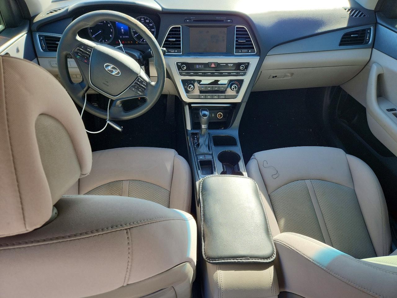 2016 HYUNDAI SONATA SE photo 8
