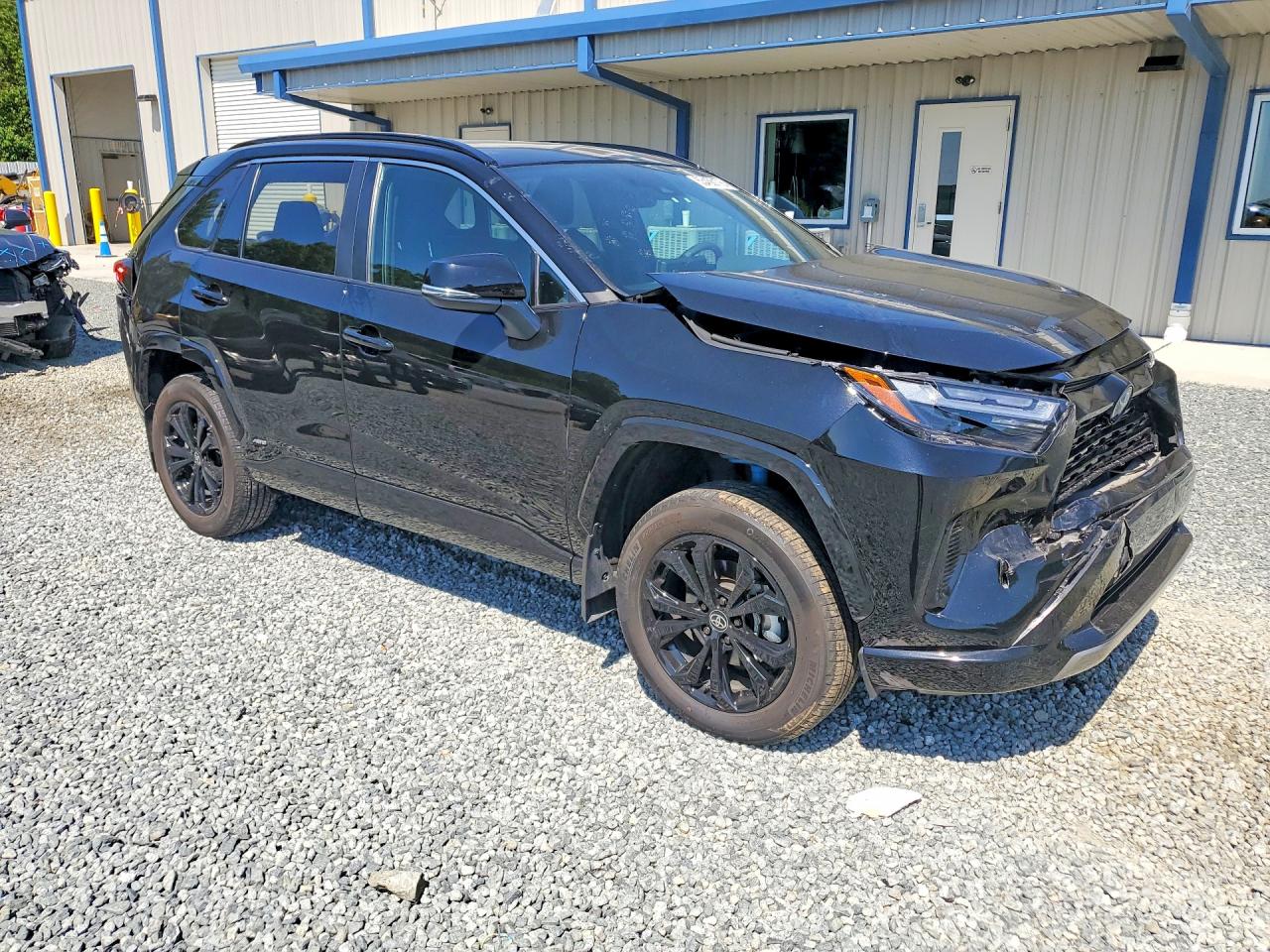 2024 TOYOTA RAV4 SE photo 10