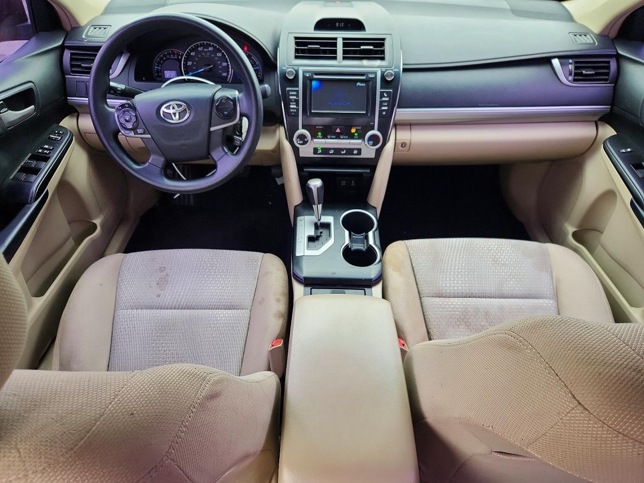 2012 TOYOTA CAMRY LE photo 15