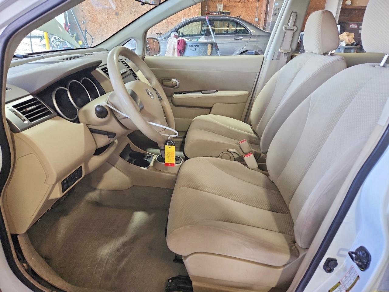 2011 NISSAN VERSA 1.8 S photo 19