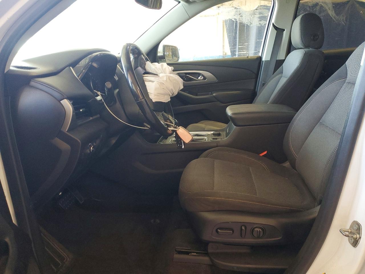 2019 CHEVROLET TRAVERSE LT photo 7