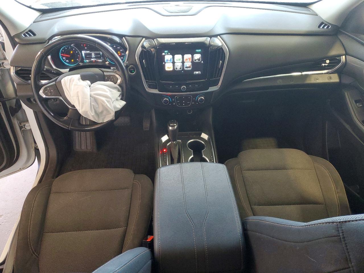 2019 CHEVROLET TRAVERSE LT photo 8