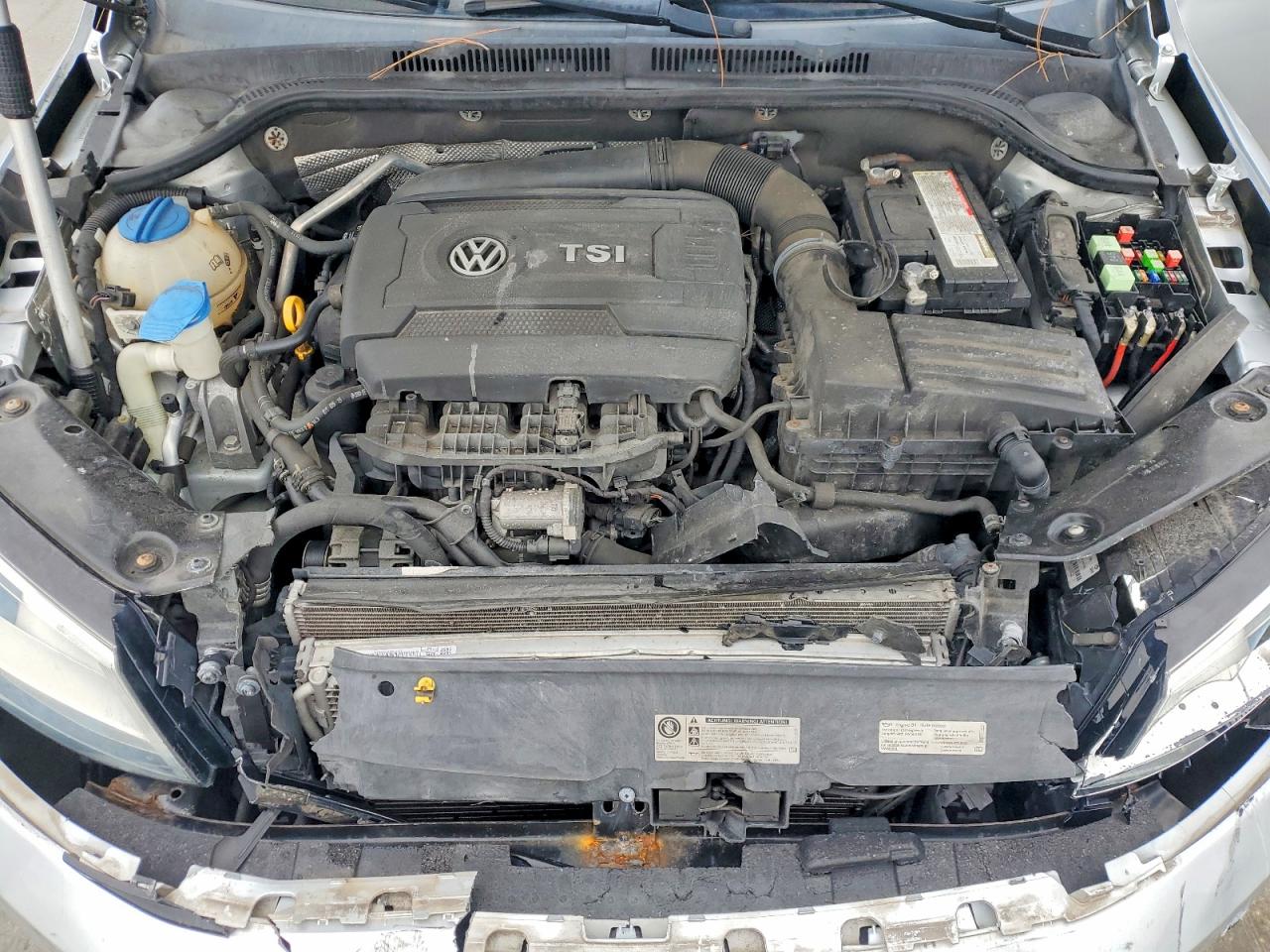 2015 VOLKSWAGEN JETTA SE photo 21
