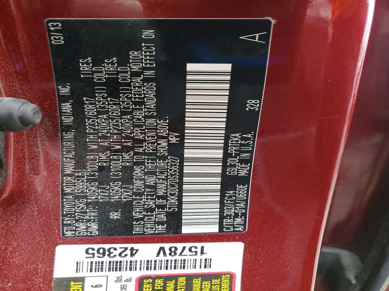 2013 TOYOTA SIENNA LE photo 25