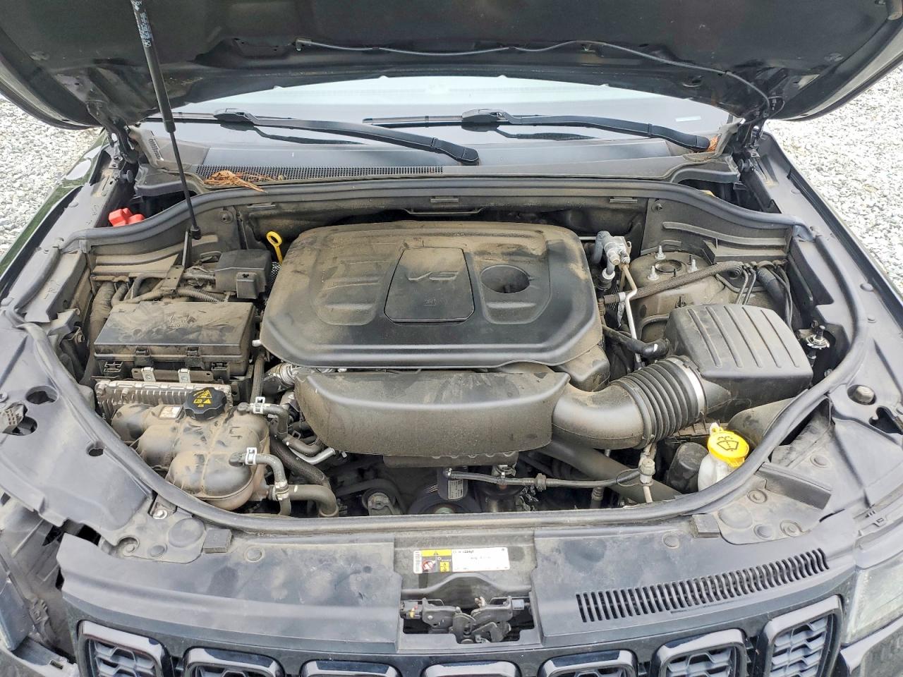 2019 JEEP GRAND CHEROKEE LAREDO photo 34