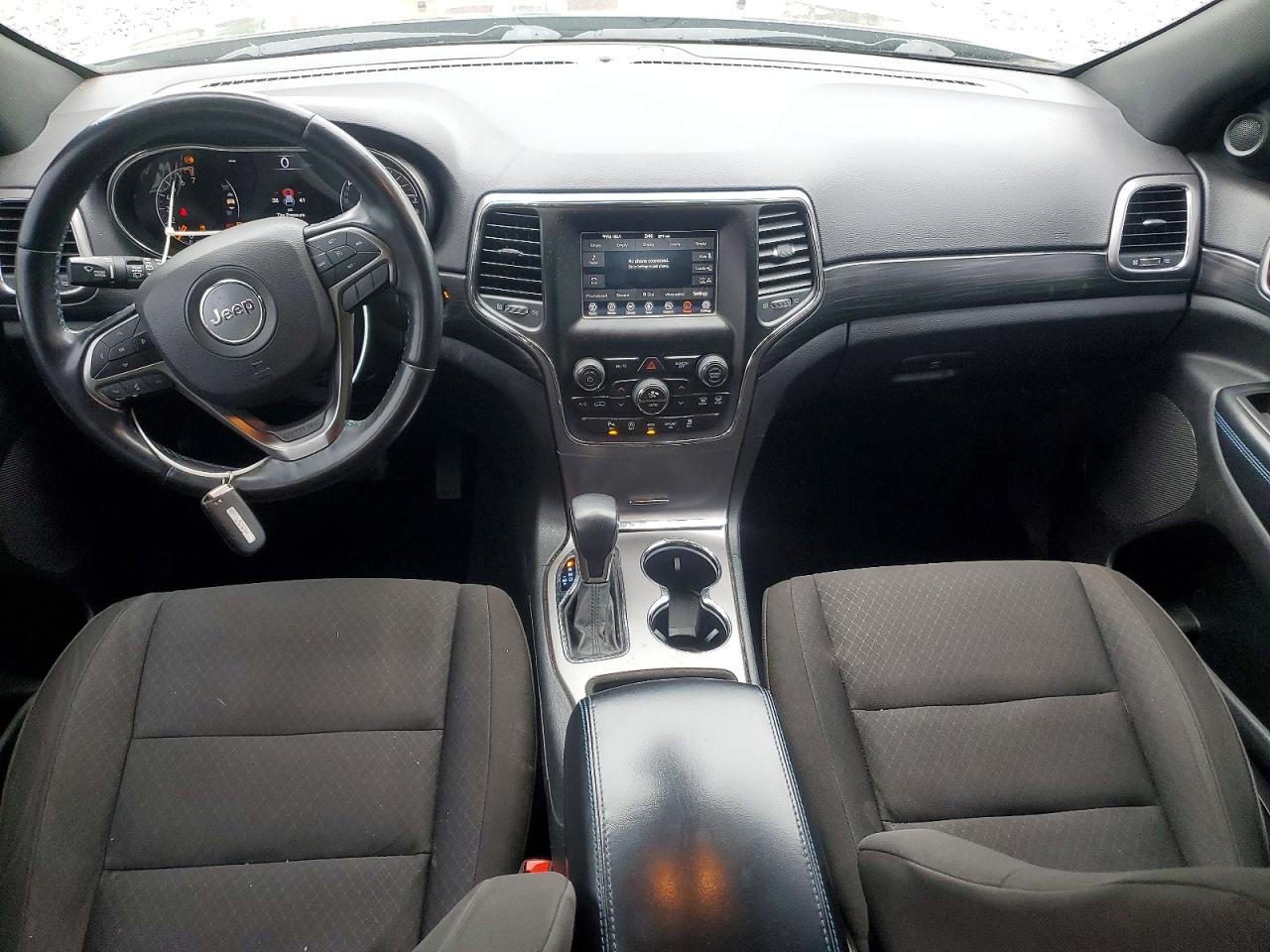 2019 JEEP GRAND CHEROKEE LAREDO photo 22