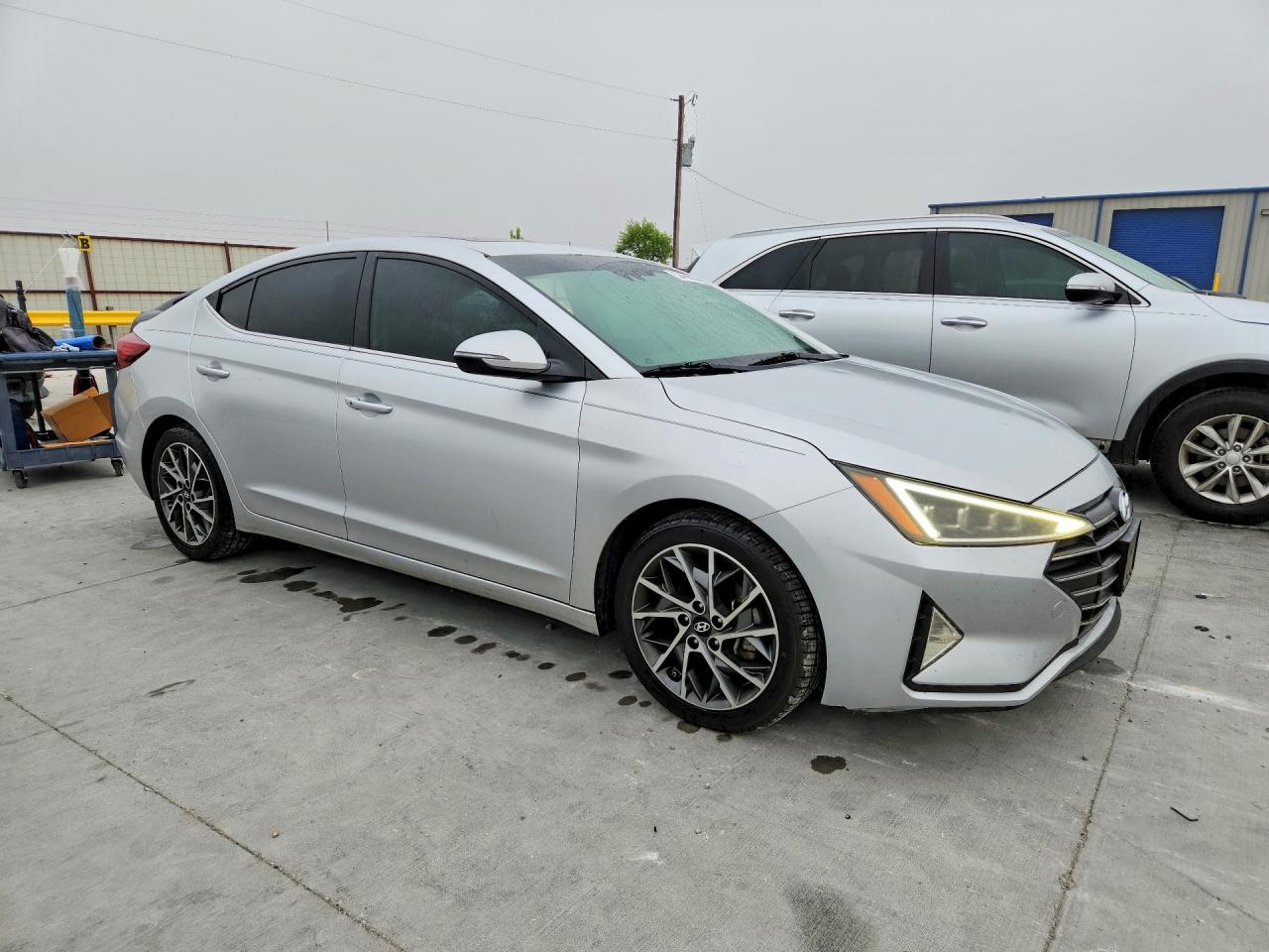 2019 HYUNDAI ELANTRA LIMITED photo 10