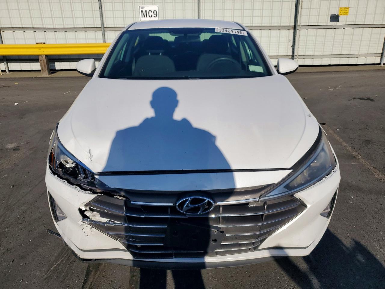 2019 HYUNDAI ELANTRA SE photo 13