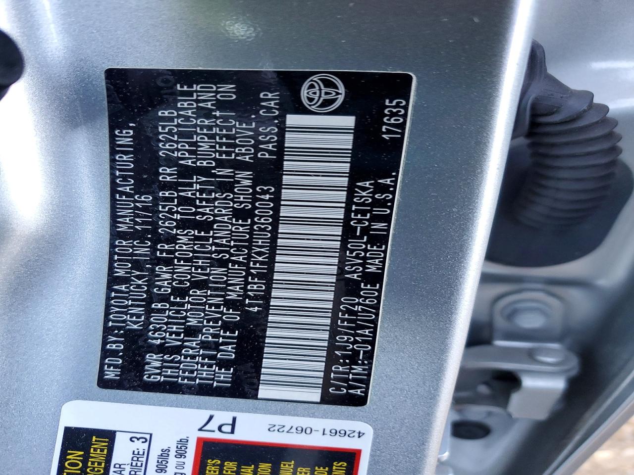 2017 TOYOTA CAMRY SE photo 23