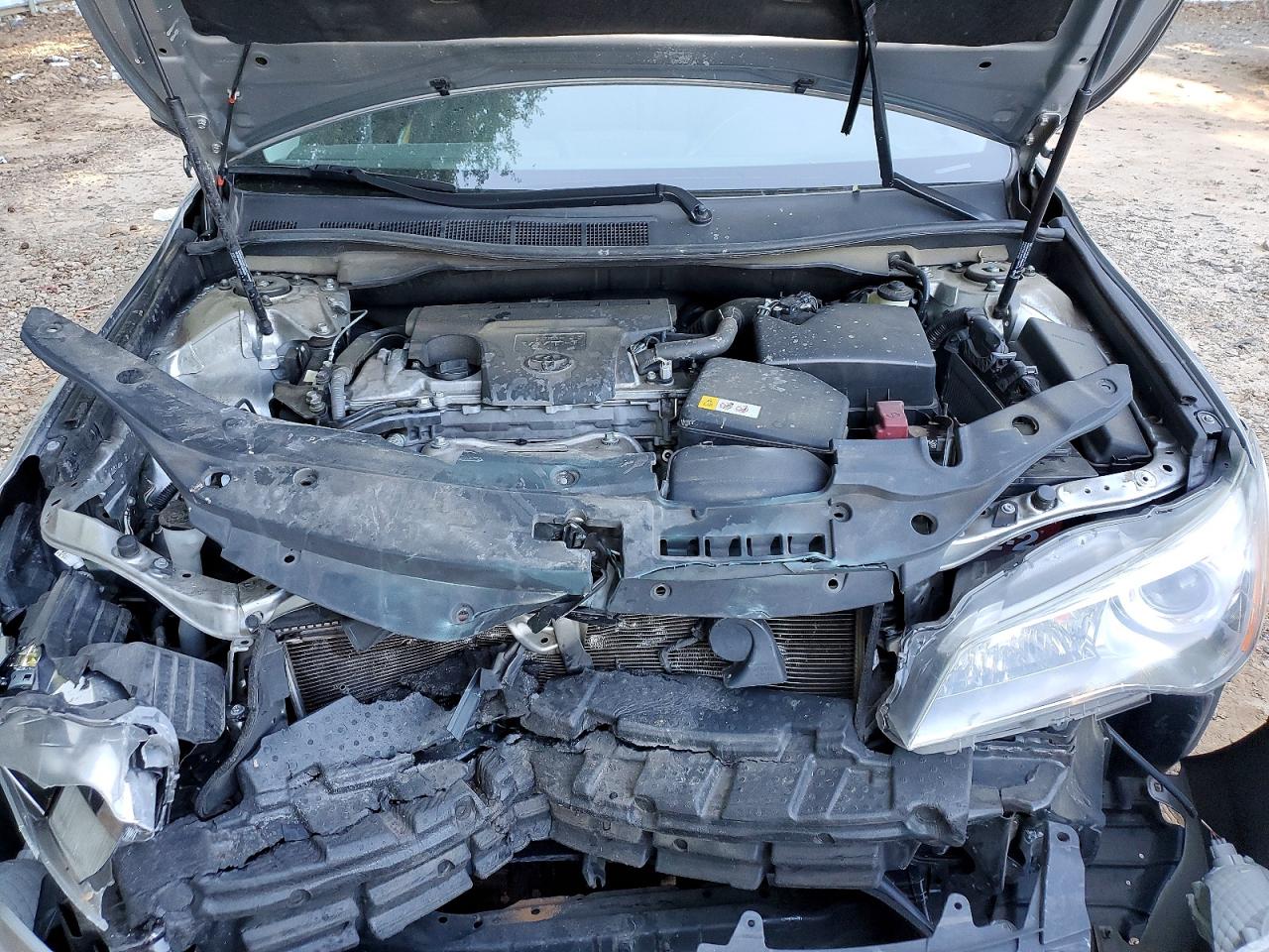2017 TOYOTA CAMRY SE photo 21