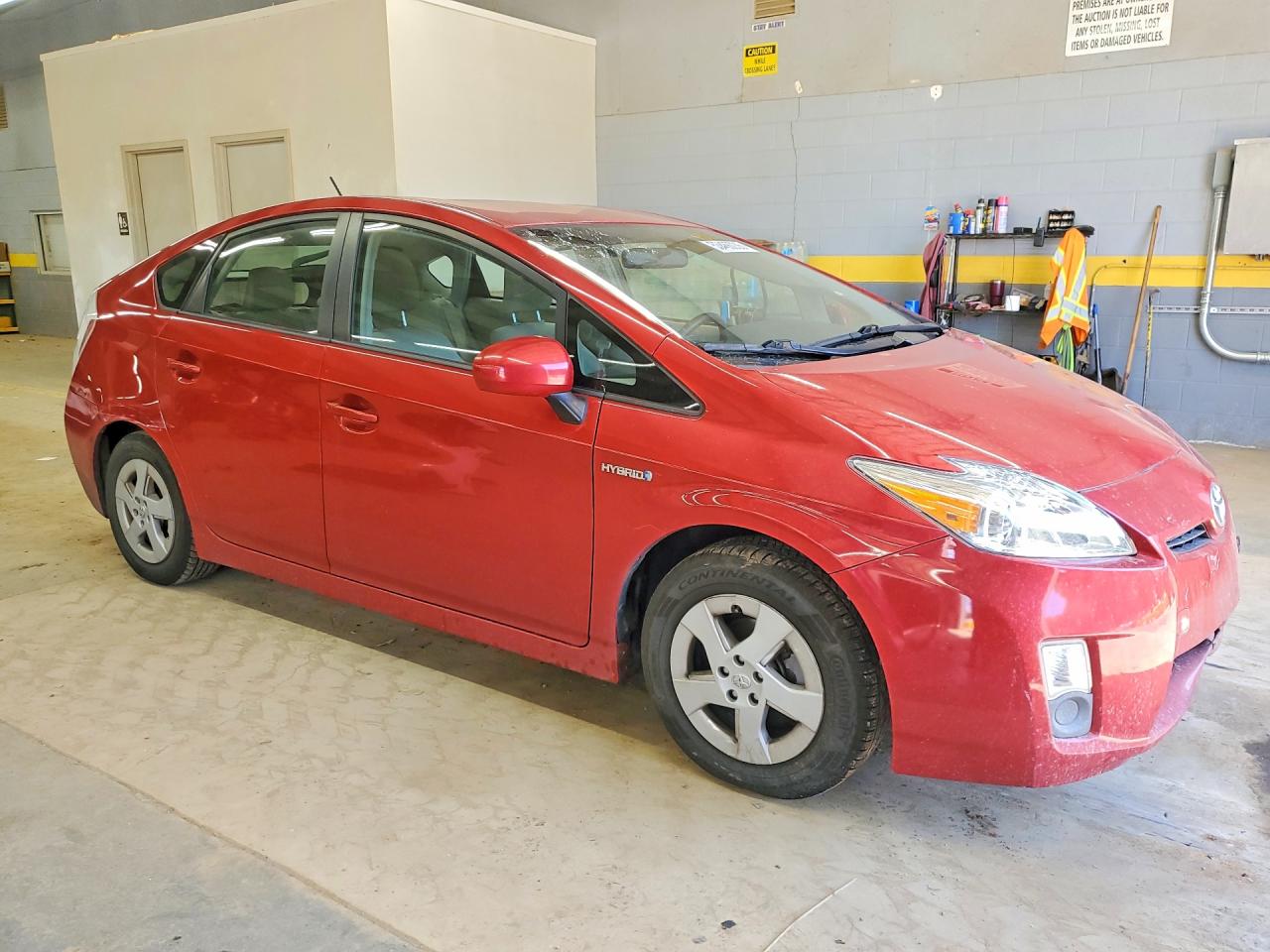 2010 TOYOTA PRIUS III photo 10
