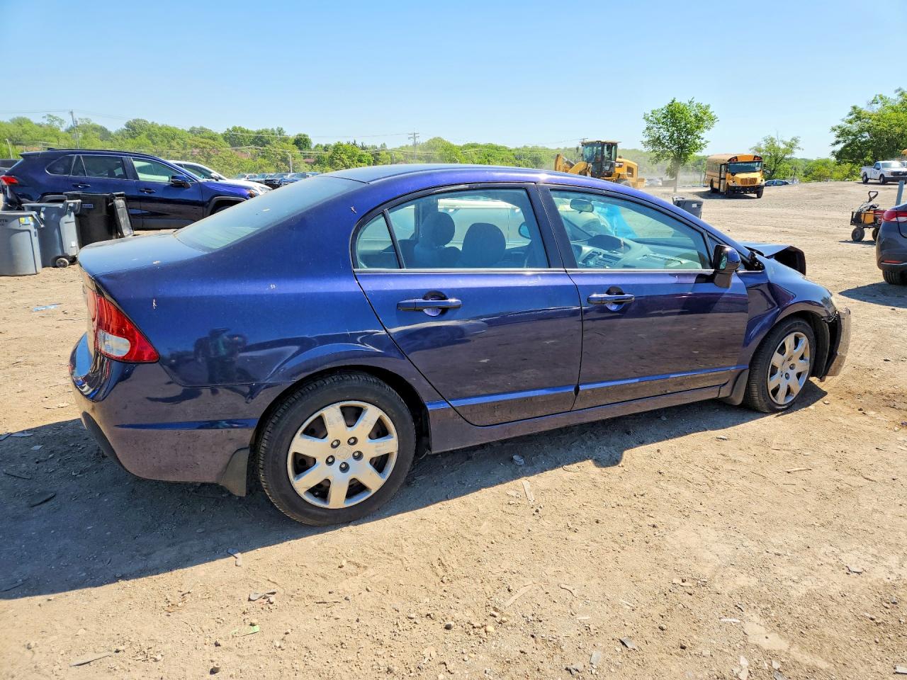 2011 HONDA CIVIC LX photo 5
